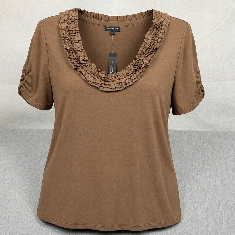 Madison Woman Cocoa Powder Brown Ruffle V-Neck Top 1X 1031820W NEW